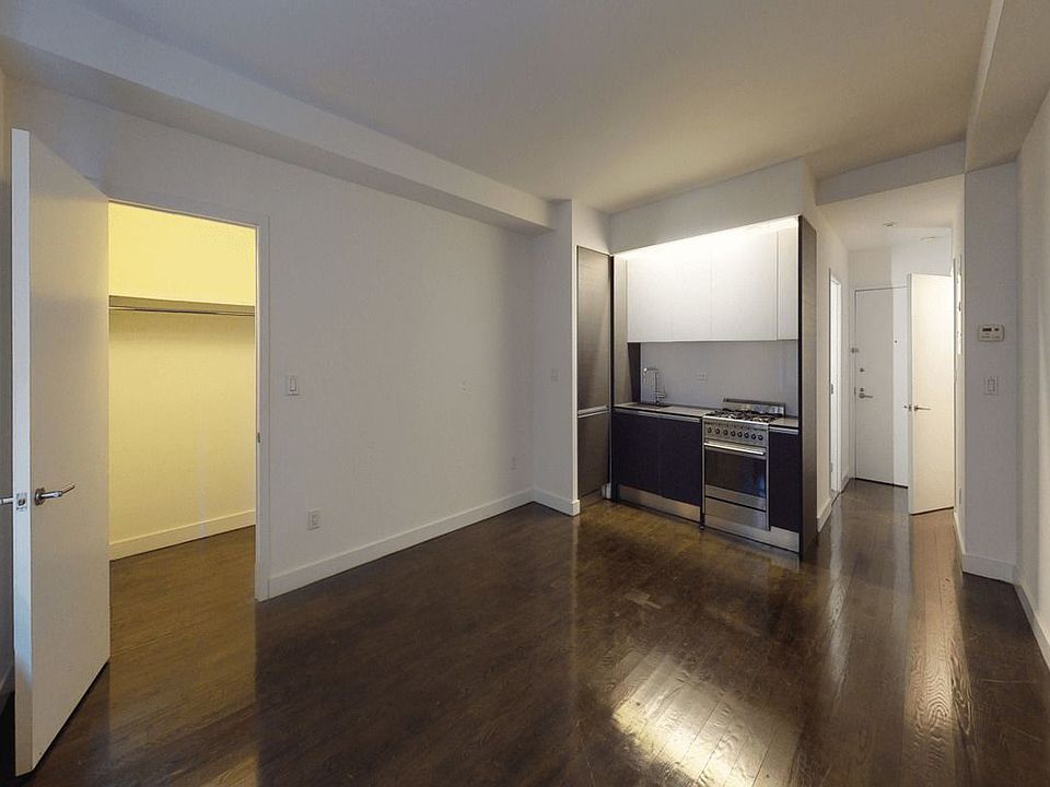 1st image of 666 W End Ave APT 5T