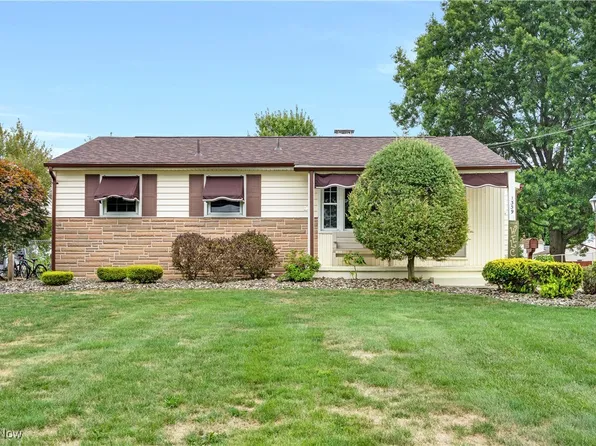 1339 Cavalcade Dr, Youngstown, OH 44515