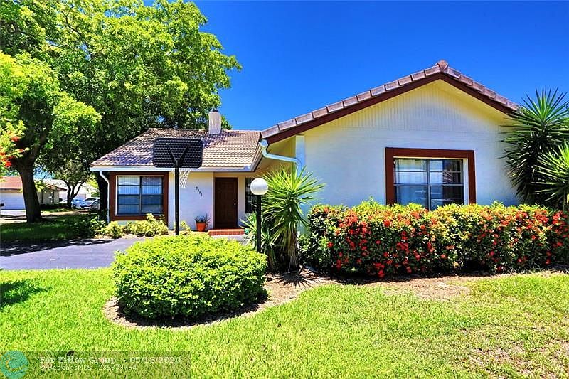 1st image of 9591 Shadow Wood Ln