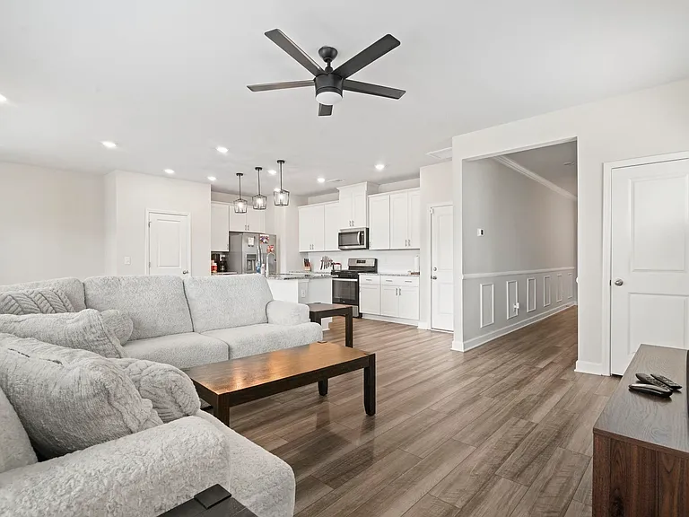 2325 Copper Creek Loop — Photo 16