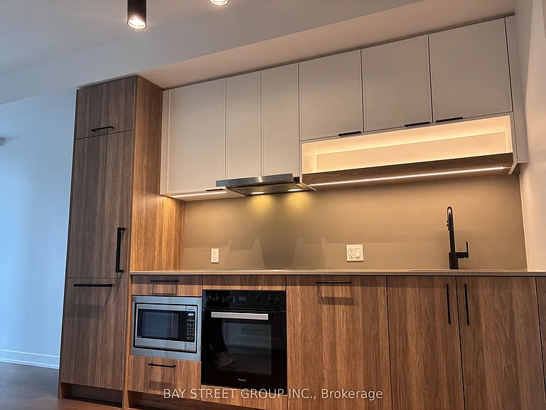 91 Montclair Ave #1503 — Photo 5