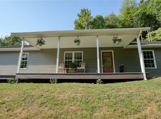 13182 Peacock Rd, Cambridge, OH 43725