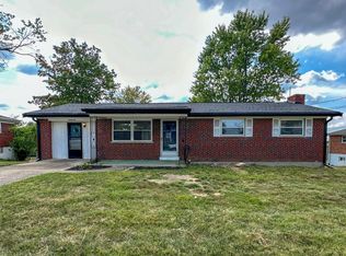 21 Airview Dr, Florence, KY 41042
