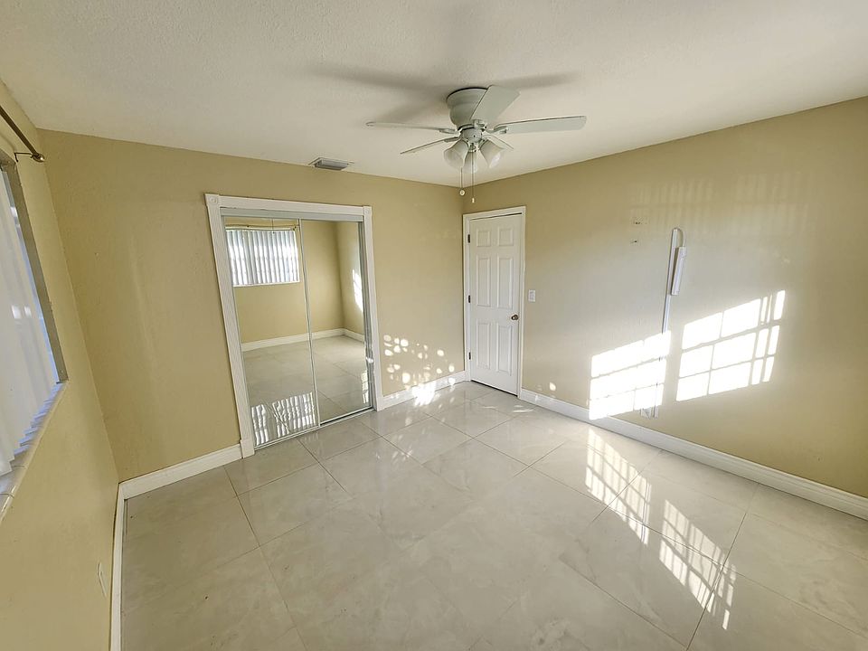1st image of 731 SW 38th Ter #2