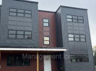 199 King St APT 1, Burlington, VT 05401