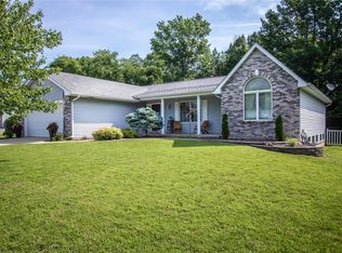 2378 Canyon Dr, Saint Charles, MO 63303