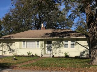 24 Huntington Ave, Sharon, MA 02067