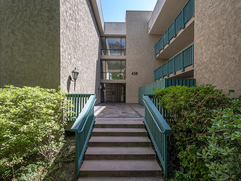 436 N Bellflower Blvd #201 — Photo 27