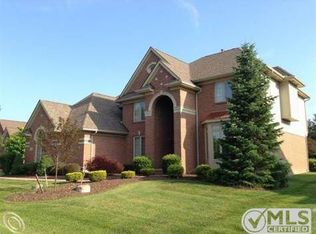 48358 Gladstone Rd, Canton, MI 48188