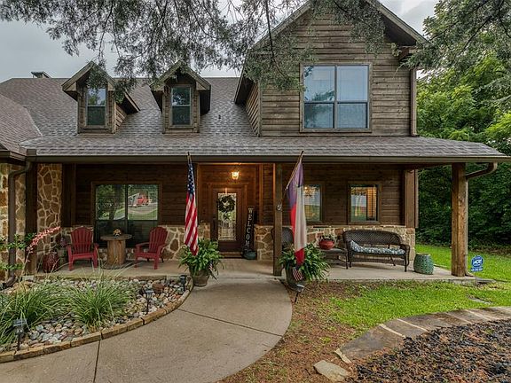 4th image of 320 Oak Branch Cir