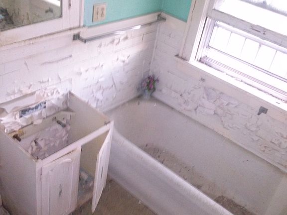 5th image of 4400 College Ave