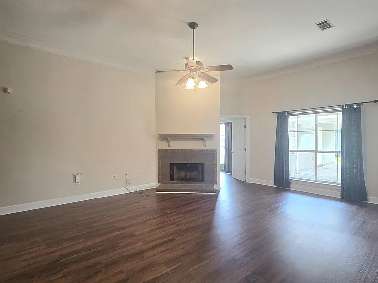 17656 Chasefield Ave — Photo 15
