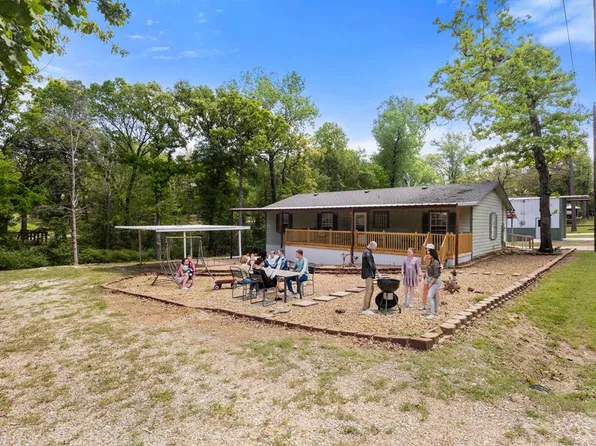 1101 Doe Run Rd, Tool, TX 75143