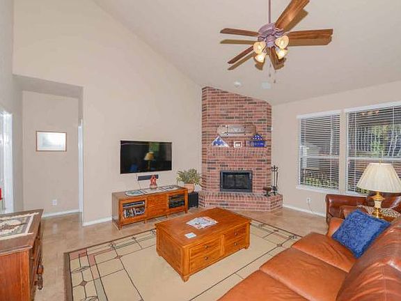 5th image of 3133 Rosario Ln