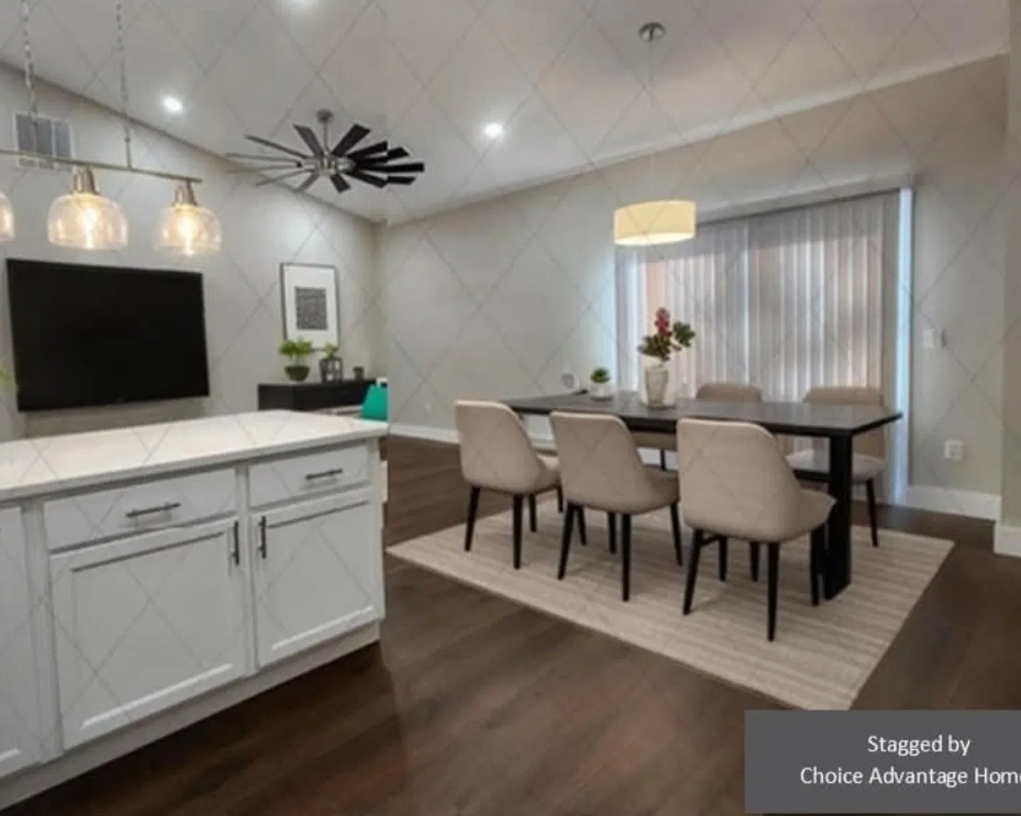 6376 W Flanders Ln — Photo 1