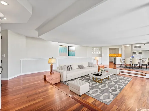 1221 Victoria St APT 904, Honolulu, HI 96814