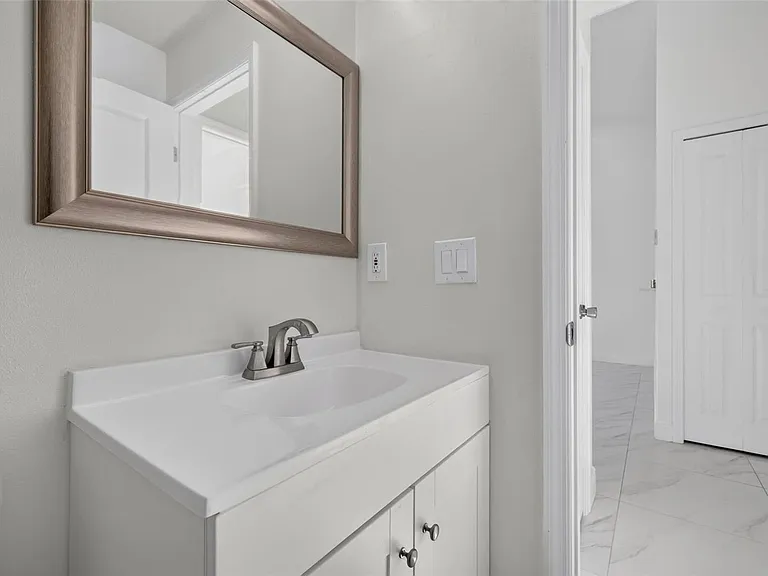 3128 Sandy Shore Ln — Photo 29
