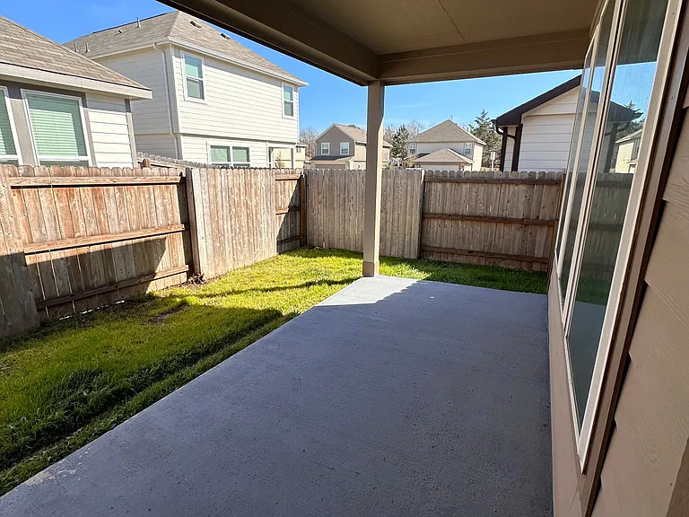 4715 Los Pines Way — Photo 14