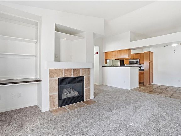 3rd image of 885 Halidon Way APT 1021