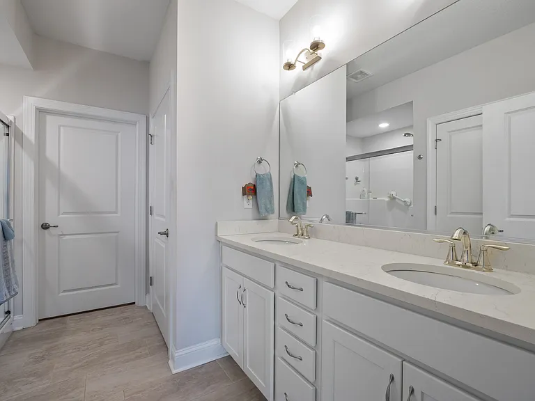 4260 Longleaf Pl — Photo 21