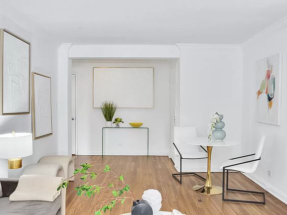 4th image of 81 Bedford St APT 4D