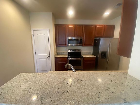 2nd image of 510 Atamasco St