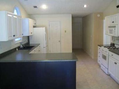 4th image of 5775 Newberry Point Dr