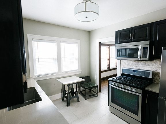 2nd image of 1297 Hathaway Ave