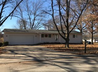 403 Spring Meadows Dr, Ballwin, MO 63011