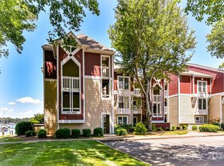 861 Southwest Dr, Davidson, NC 28036