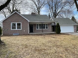 2810 Carlisle Rd, York, PA 17408