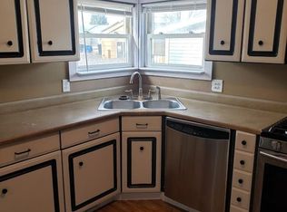 919 W 5th St, Sheridan, WY 82801