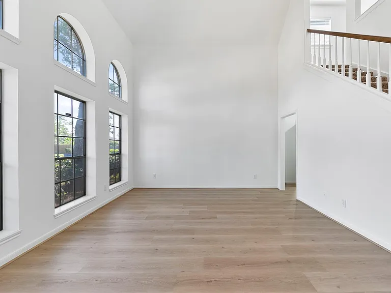 1414 Bluestone Dr — Photo 10