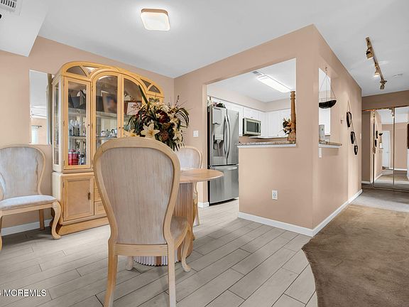 4th image of 22 Newport Court #210