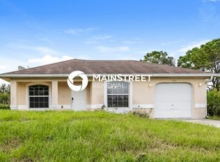 2709 49th St W, Lehigh Acres, FL 33971