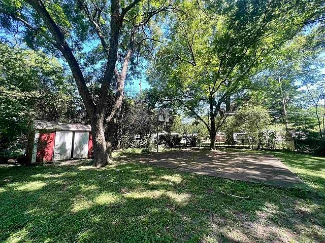 1384 Woodston Rd — Photo 24
