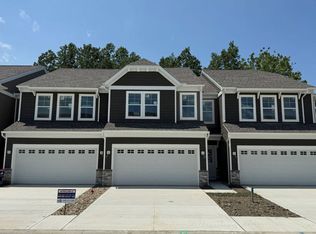 1640 Merlot Ln, Westlake, OH 44145