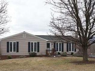 137 Hillandale Dr, Troutville, VA 24175