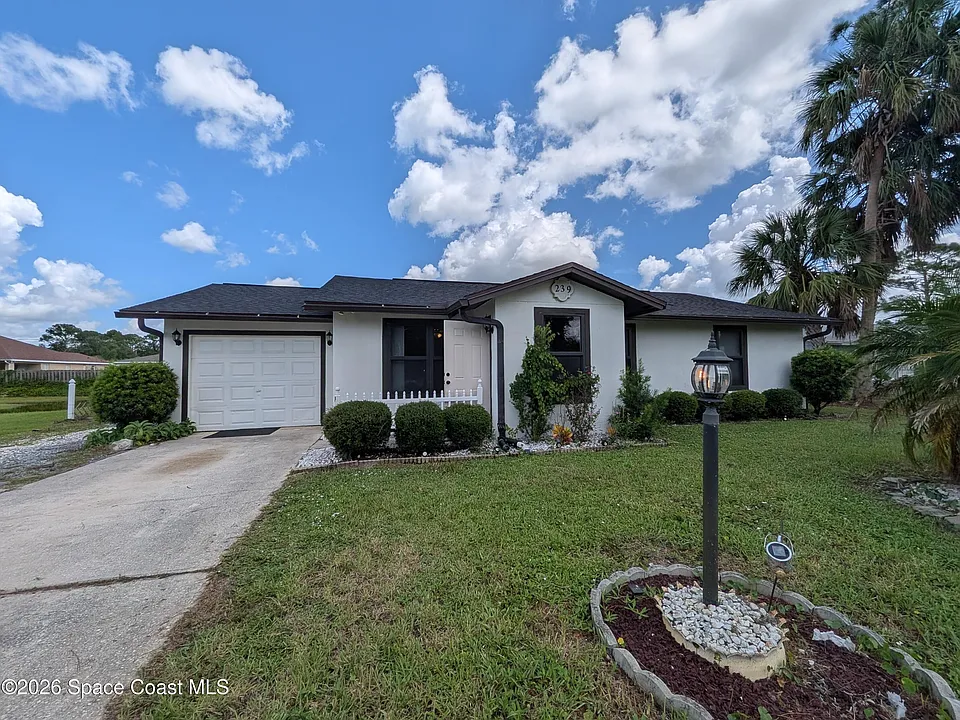 239 Americana Blvd NW