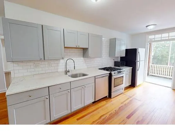 2927 Pennsylvania Ave SE #2, Washington, DC 20020