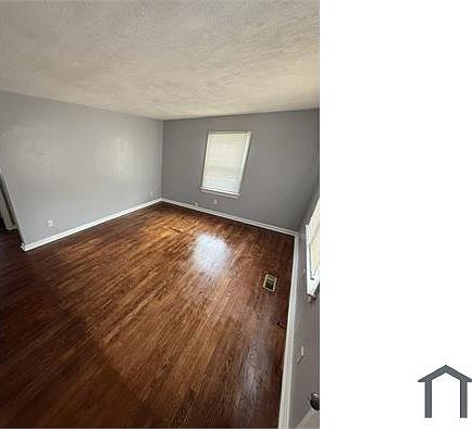 2nd image of 410 Millman Dr