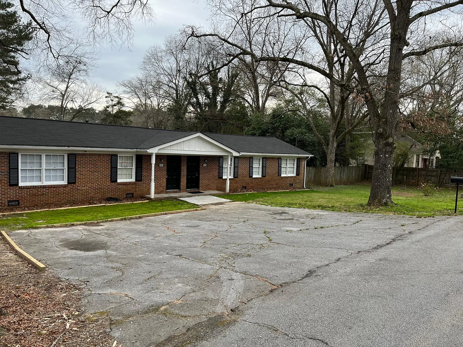 2 bed, 960 sqft, $1,150 — Photo 1