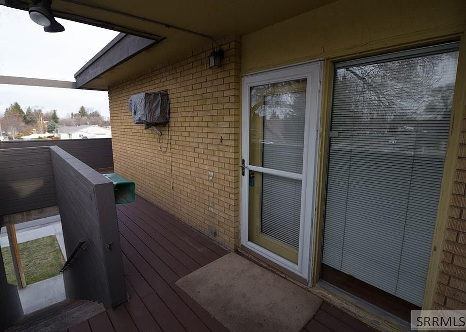 1st image of 220 N Fanning Ave APT 2