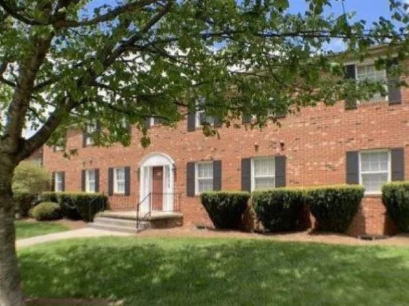 305-614 Loudon Rd, Blacksburg, VA 24060