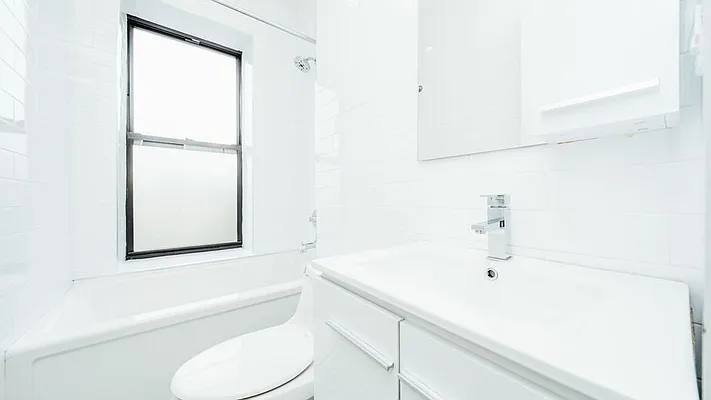 Rented by Nooklyn NYC LLC | media 11