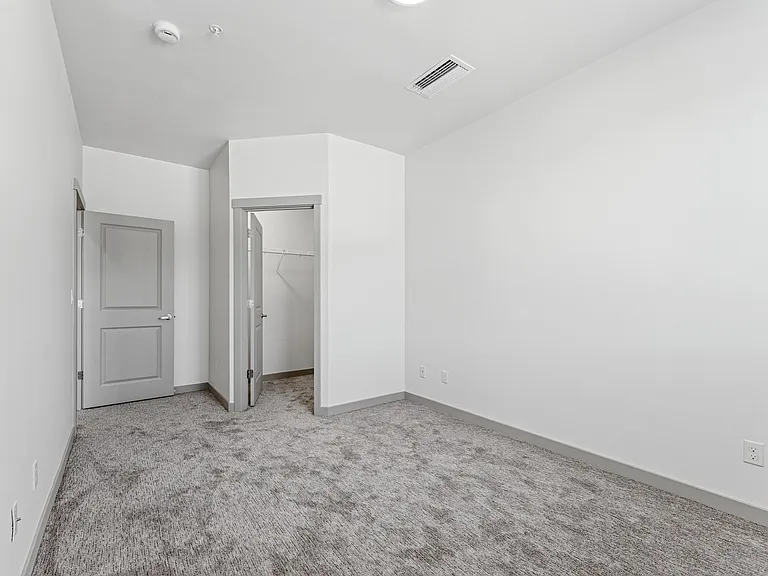 Titan Hill Townhomes — Photo 15