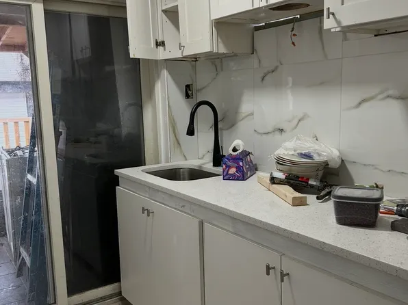 (undisclosed Address), Brooklyn, NY 11224