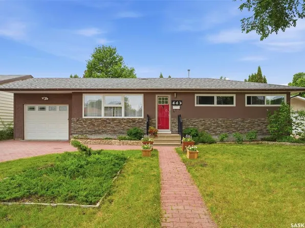 445 Witney AVENUE S, Saskatoon, SK S7M 3K6