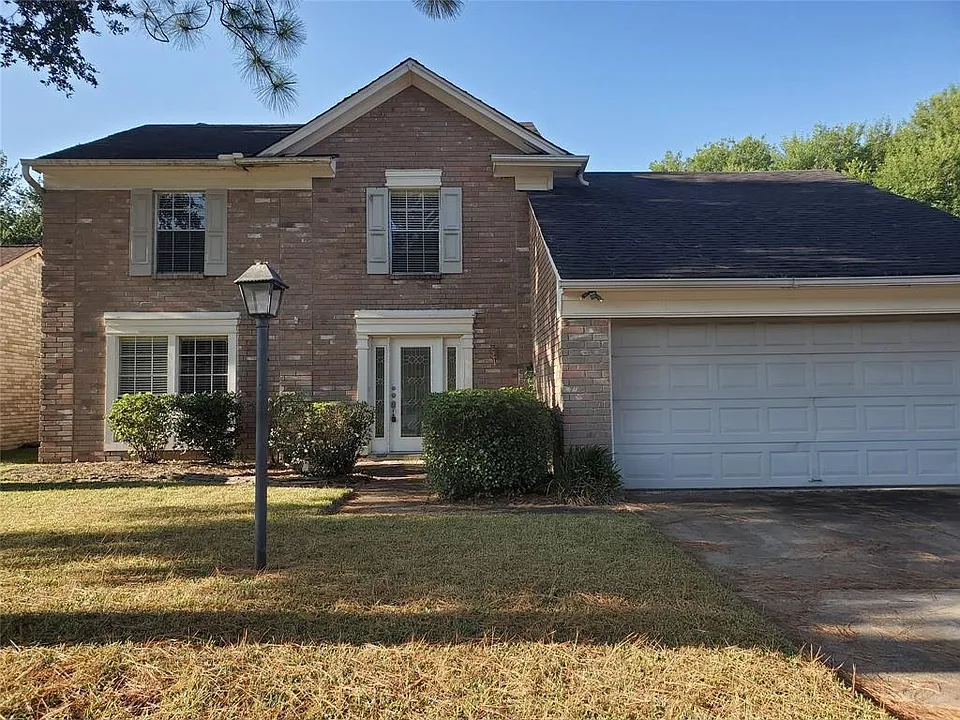17935 Great Glen Dr