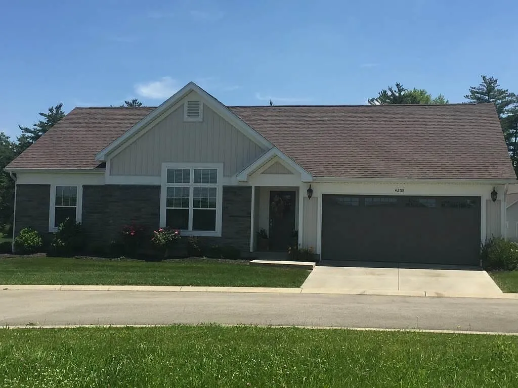 3 bed, 1385 sqft, $1,850 — Photo 1